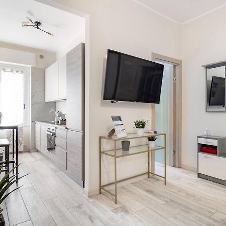 Snt Apartment - City Center Bergamo Bagian luar foto