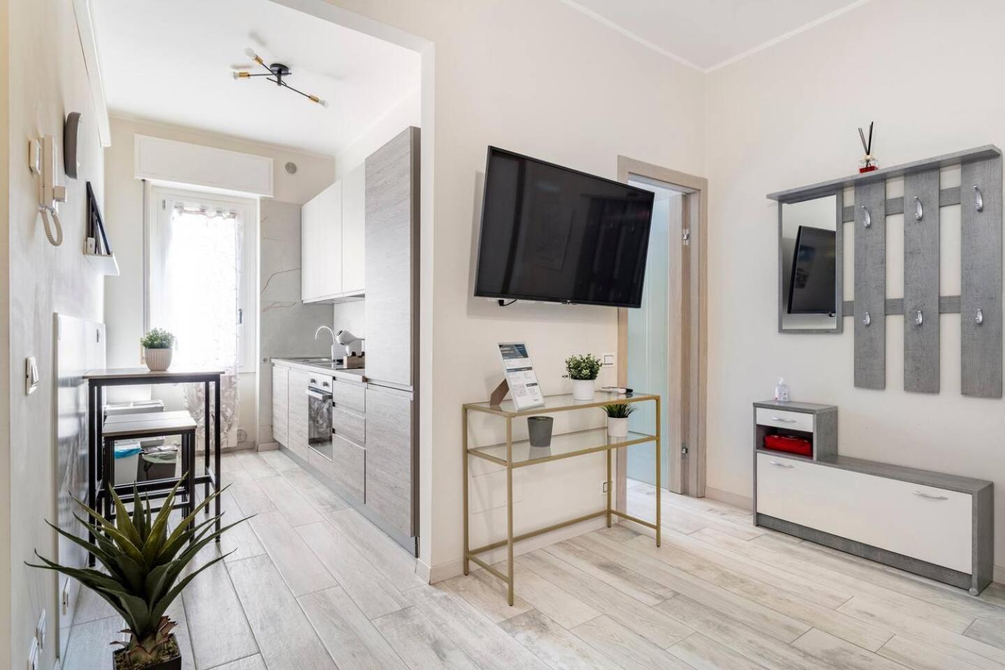 Snt Apartment - City Center Bergamo Bagian luar foto