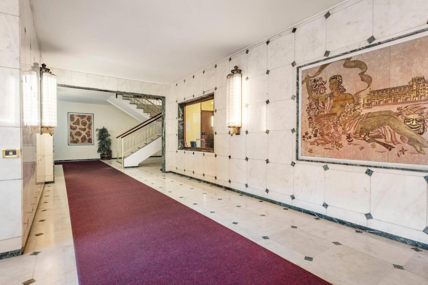 Snt Apartment - City Center Bergamo Bagian luar foto